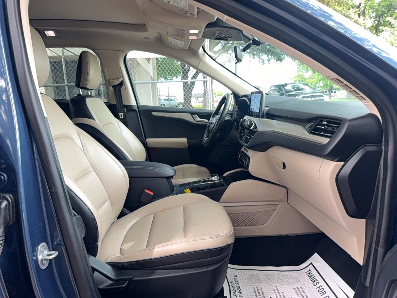 Купить б/у FORD Escape 2022 года в США, ФОРД ескейп из США, Купить б/у FORD Escape 2022 года в США