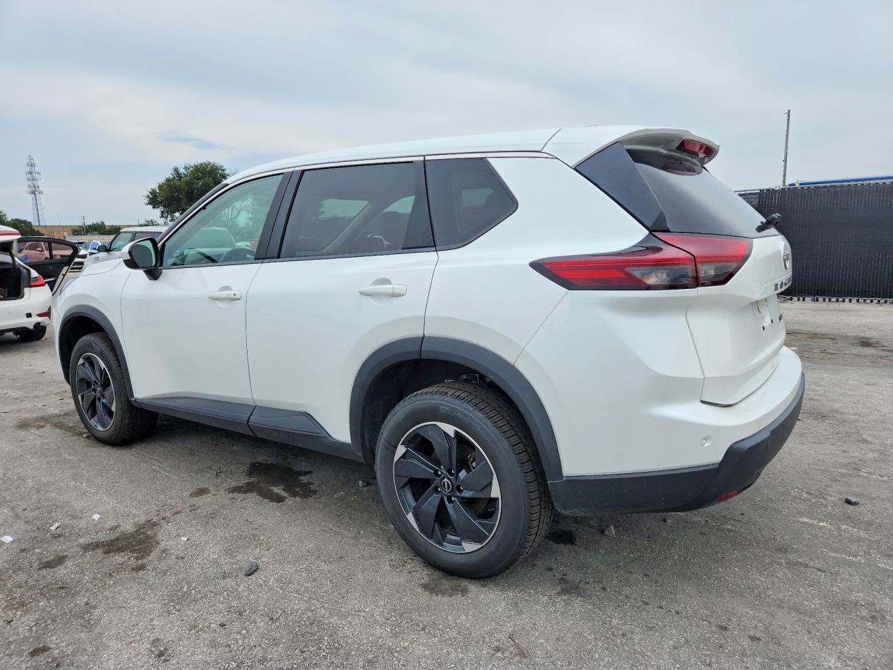 Купить б/у Купить б/у NISSAN ROGUE 2024 года в США, НИССАН РОГ из США, Купить б/у NISSAN ROGUE 2024 года в США