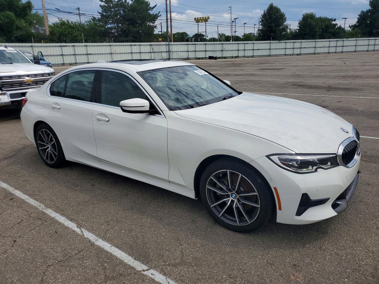 Купить б/у Купить б/у BMW 330XI 2020 года в США, БМВ 330 из США, Купить б/у BMW 330XI 2020 года в США
