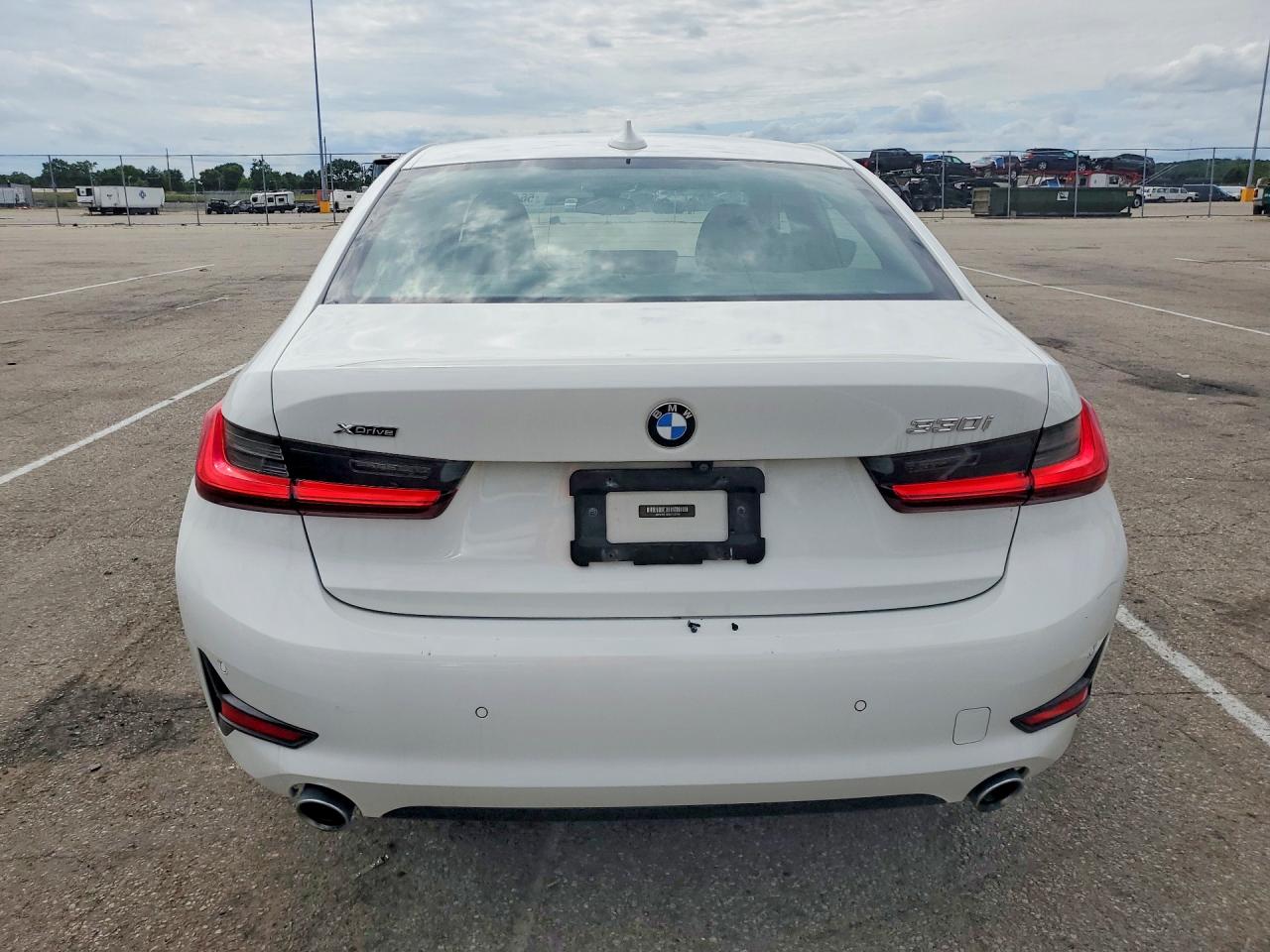 Купить б/у Купить б/у BMW 330XI 2020 года в США, БМВ 330 из США, Купить б/у BMW 330XI 2020 года в США