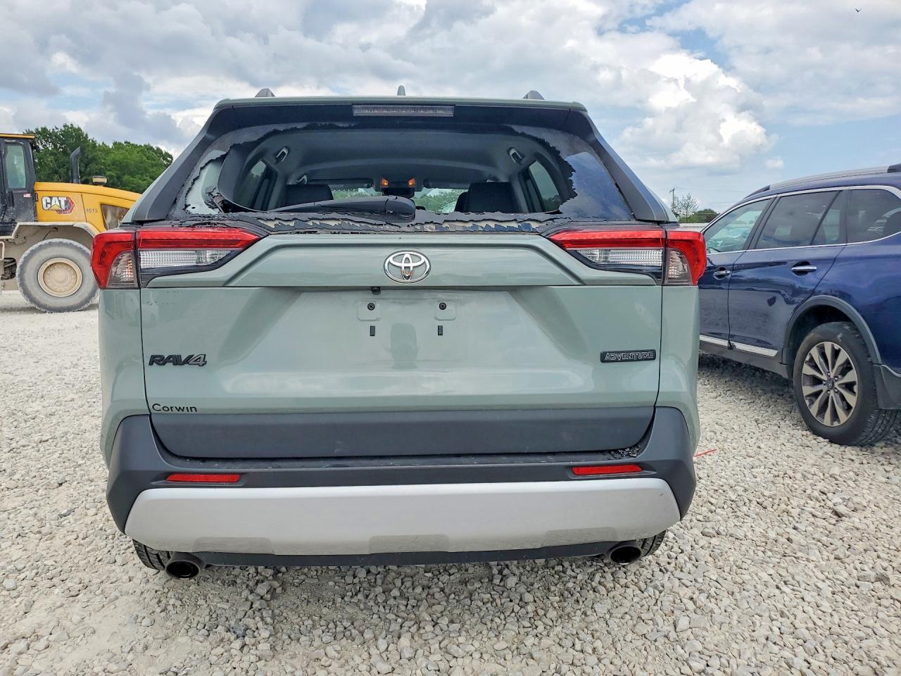 Купить б/у TOYOTA RAV4 ADVENTURE 2020 года в США, ТОЙОТА РАВ4 2020 из США, Купить б/у TOYOTA RAV4 ADVENTURE 2020 года в США